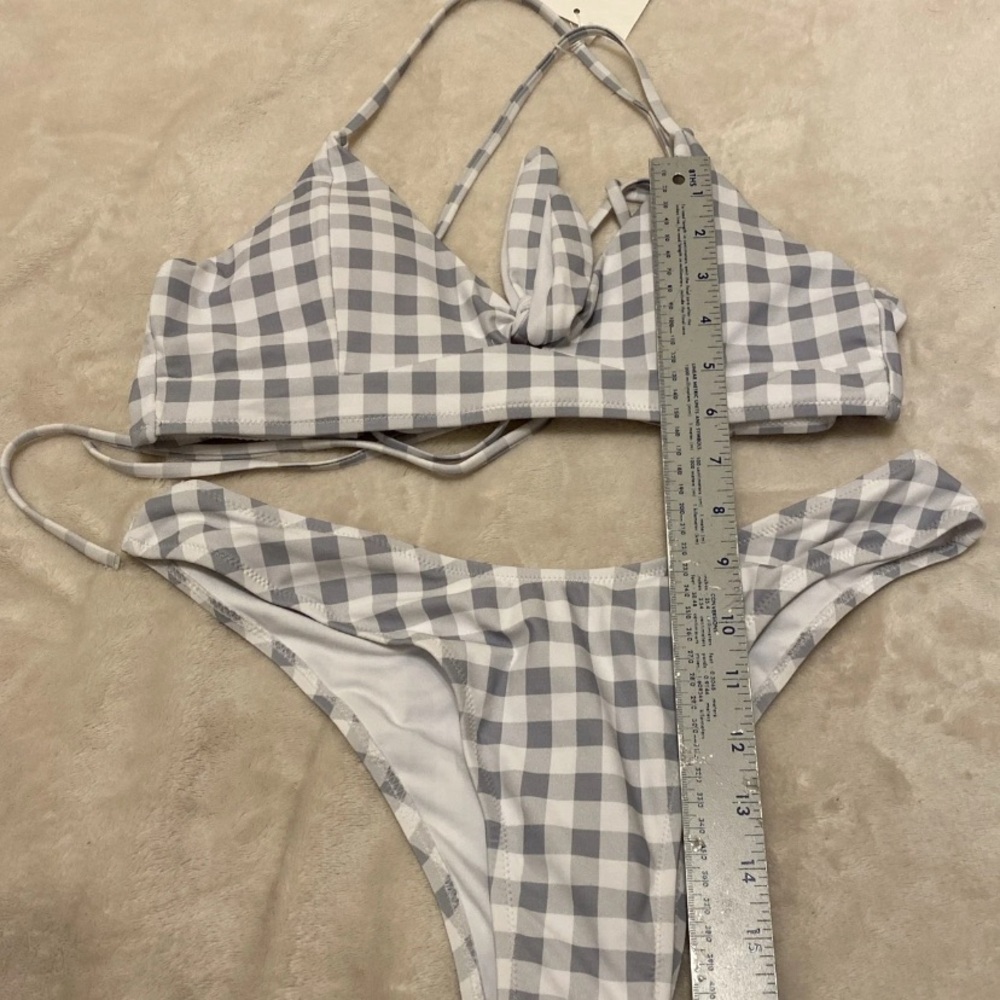 Zaful Grey and White Gingham Brazilian Bikini Set - Picture 14 of 15